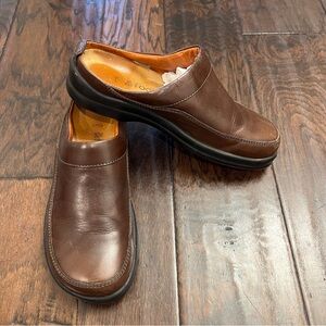 Footprints by Birkenstock Women’s Clog